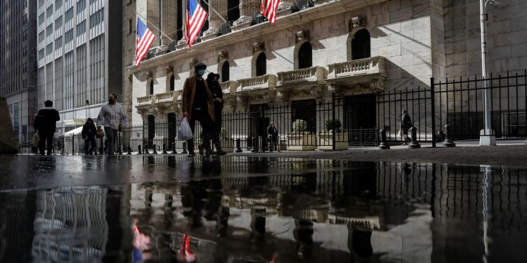 Wall St tumbles to the biggest loss in two years following CPI data