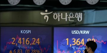 Asian stocks follow Wall Street lower after US jobs report