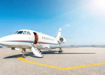 Russians paying £25,000 for seats on private planes after war mobilisation