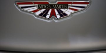 Aston Martin confirms $660 million rights issue
