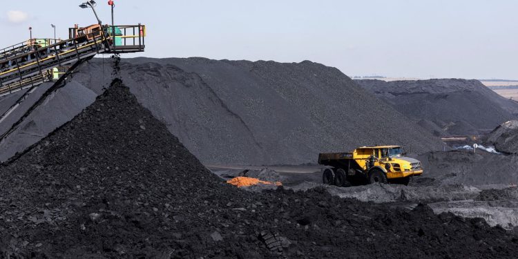 Coal rush! Energy crisis fires global hunt for polluting fuel