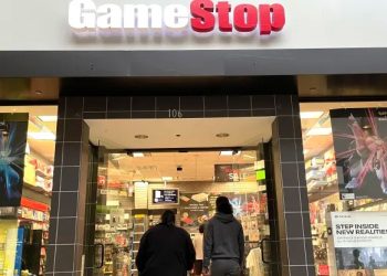 GameStop reports wider loss, announces partnership with crypto exchange FTX
