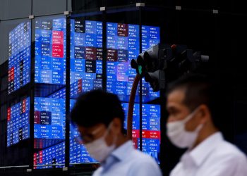 Asian stocks rise on China stimulus, upcoming rate action