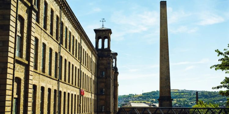 From Saltaire to Bradford: a great walk to The Sparrow pub