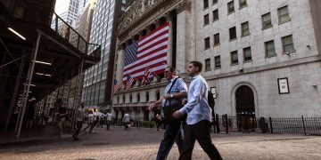 Wall St week ahead more worries for U.S. stocks, bonds: Fed ramps up ‘QT’