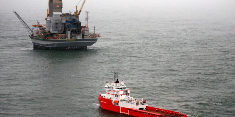 Exxon’s Russian oil output collapsed after rejecting local tanker insurance – sources