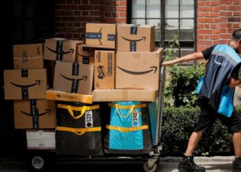 Amazon joins Big Tech’s dark forecast for the rest of the year, stock went down 17 %