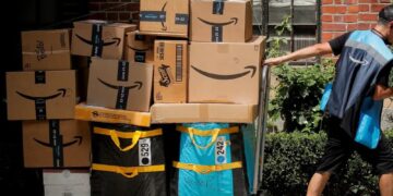 Amazon joins Big Tech’s dark forecast for the rest of the year, stock went down 17 %