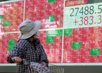 Asian markets higher ahead of Fed rates decision