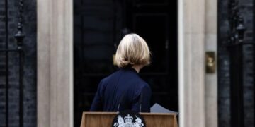 Liz Truss resigns!