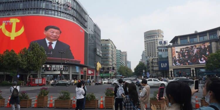 China’s economic growth accelerates but weak amid shutdowns