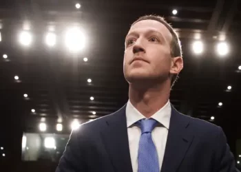 Facebook scrambles to escape stock’s death spiral as users flee and sales drop