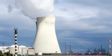 Poland chooses the US to build its first nuclear power plant