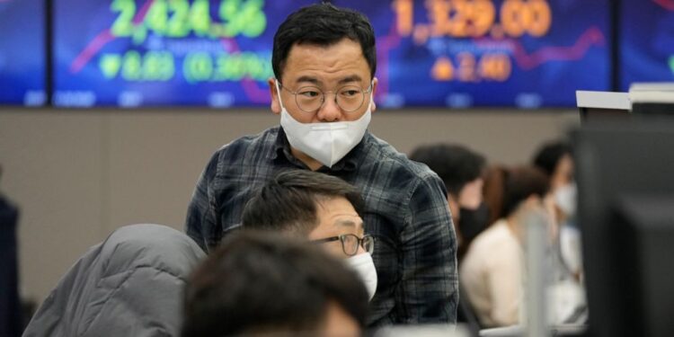 Wall Street is flat ahead of the appearance by the Fed chair in NYC