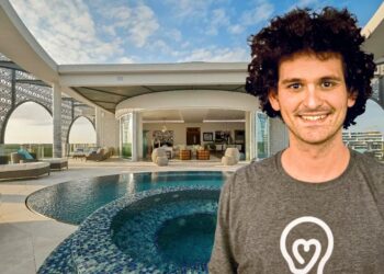 Sex, polyamory, penthouses and plenty of loans