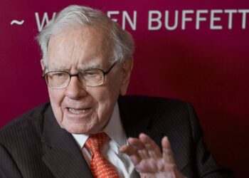 Buffett donates over $750 million to his family’s charities