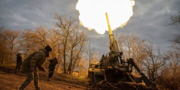 Russia’s war hawks rally behind the decision to abandon the Ukrainian city of Kherson