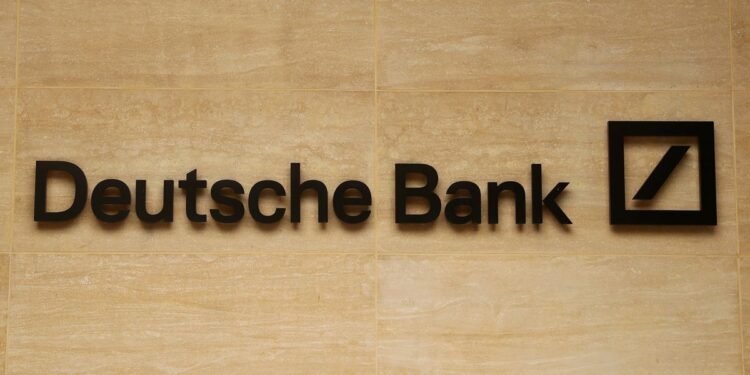 Deutsche Bank warns of peril in borrowing from U.S. banks