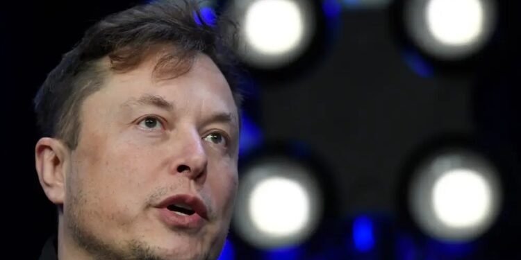Elon Musk abruptly shut down Twitter’s offices as workers resigned en masse