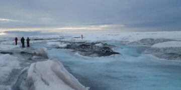 ‘Vast’ mass of microbes being released by melting glaciers