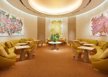 Louis Vuitton to open its first café