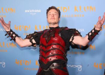 Elon Musk reinstates Trump’s Twitter account