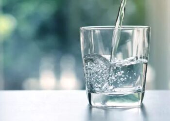 This is how much water your body actually needs