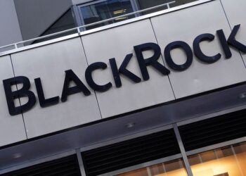 Florida pulls $2 bln from BlackRock in largest anti-ESG divestment