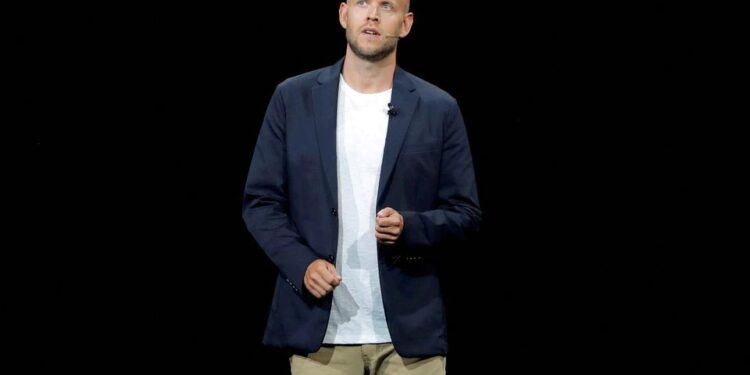 Spotify CEO renews attack on Apple after Musk’s salvo