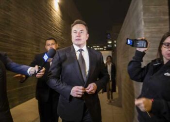 Tech founders ❤️ Elon