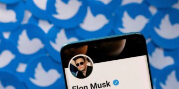 Twitter to hike Blue pricing to $11 for iPhone app users -report