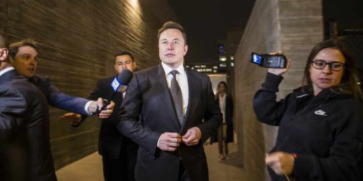 Tech founders ❤️ Elon