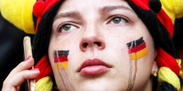 Germany dumped out of World Cup despite wild 4-2 win against Costa Rica