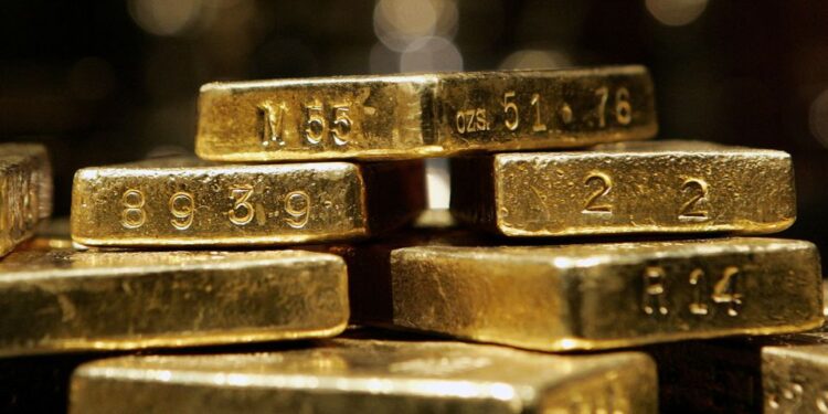 HSBC will have to share custody with JPMorgan of $52 bln in gold bars