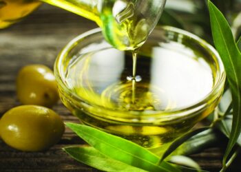 A Harvard nutritionist and brain expert says to avoid these 5 foods to keep your ‘memory and focus sharp’