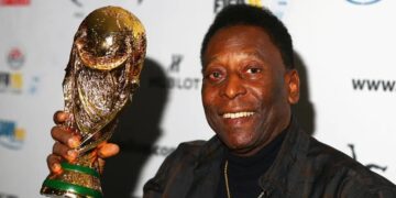 Brazilian soccer legend Pele, winner of 3 World Cups, dead at 82