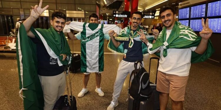 World Cup: Shuttle flights cast doubts on a carbon-neutral pledge