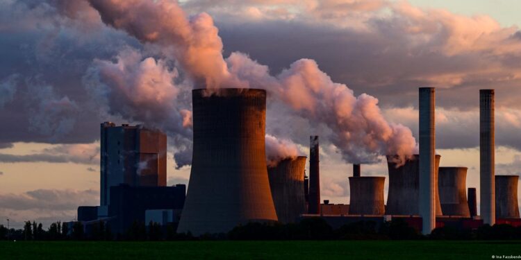 EU strikes key agreement to overhaul carbon market