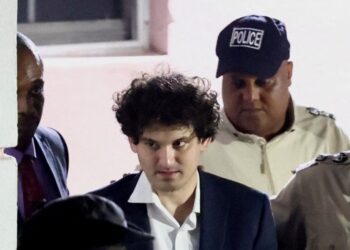 How did Bankman-Fried secure $250.000.000 bail?