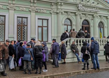 Can Ukraine pay for war without wrecking the economy?