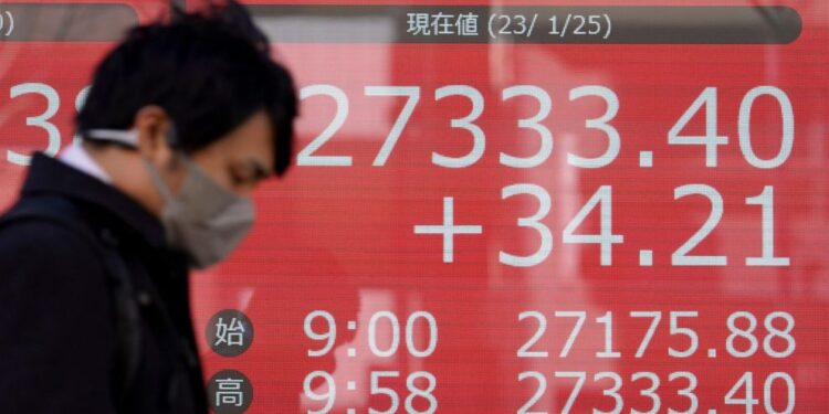 Asia shares trading mixed, China markets closed for holidays