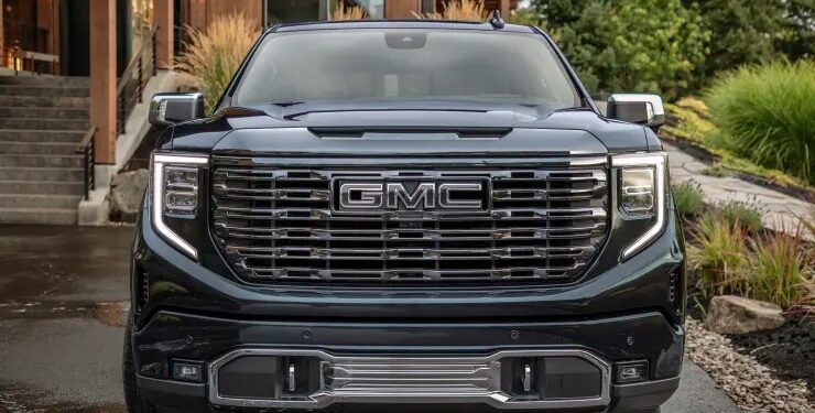 GM reclaims title as America’s top automaker after a 2.5% jump in sales last year