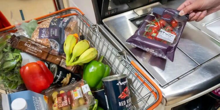 UK inflation dips slightly to 10.5% but people continue to feel pinch