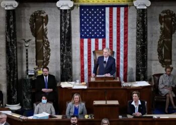 GOP leader McCarthy elected House Speaker on the 15th vote in a historic run