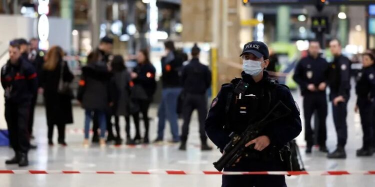Six were injured in a knife attack at Paris Gare du Nord train station