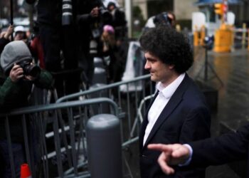 Major media want to know who guaranteed Sam Bankman-Fried’s $250 million bond