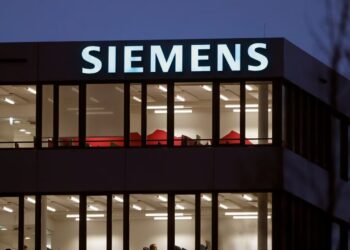 Siemens signs 3 bln euro train deal in India