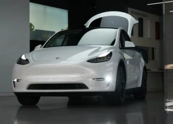 Tesla breaks into America’s bestselling cars list for 2022, but trucks still dominate