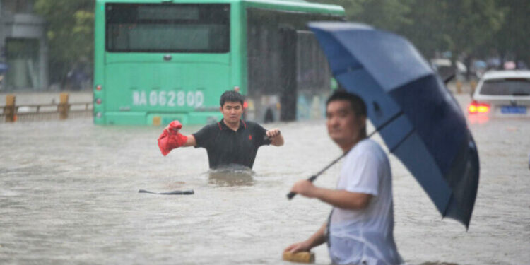 China warns of more floods and heatwaves in 2023