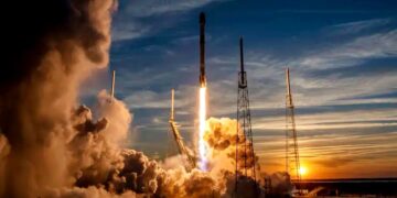 SpaceX begins launching second-generation Starlink satellites with four times the network capacity